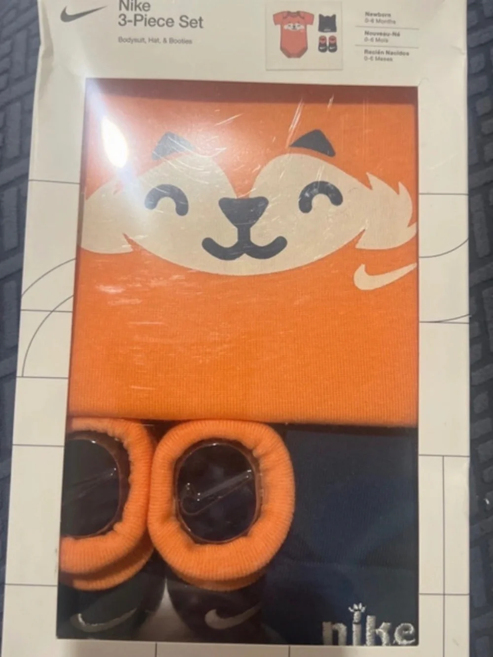 Nike 3 Piece Baby Gift Set, Size 0-6 M
